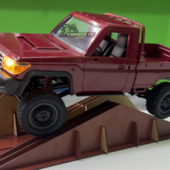 TOYOTA LC70 MN82 pro