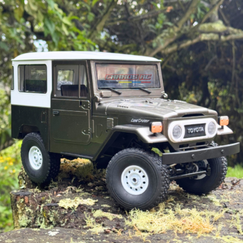 TOYOTA FJ40 A RC 4X4 REPLICA A ESCALA C34 GRIS